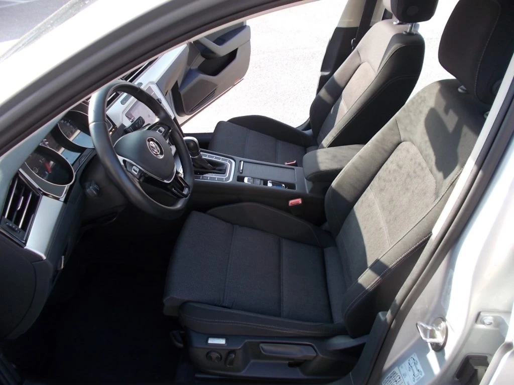 VOLKSWAGEN Passat Variant 2.0 TDI DSG Business BlueMotion Tech - 8