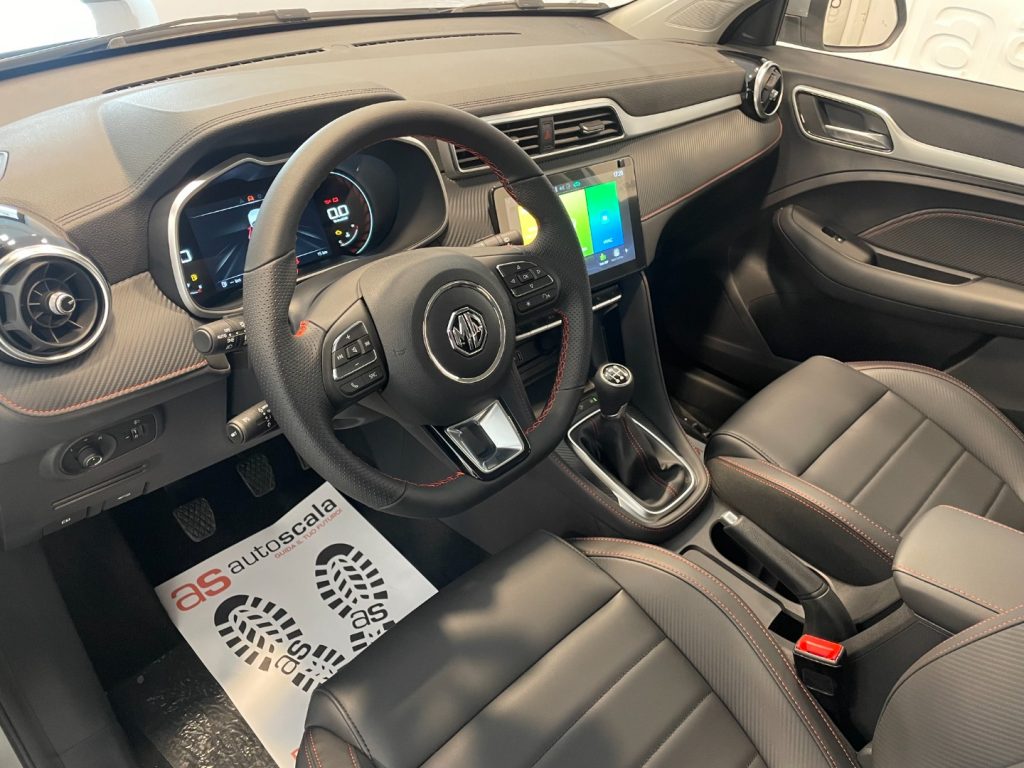 Auto Nuove Pronta Consegna Napoli MG ZS Benzina 1.5 VTI-tech Man. Luxury -  Gruppo Auto Scala