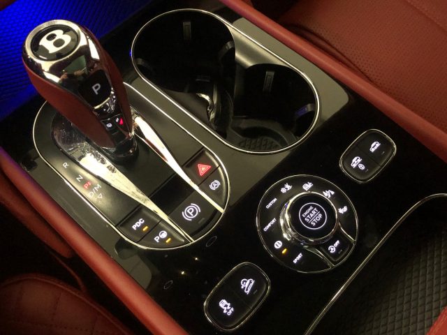 BENTLEY Bentayga 4.0 V8 auto Mulliner Tetto/cerchi22″/ACC full opt