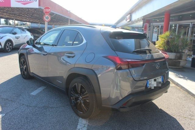 Lexus UX 250H  benzina/elettrica - dettaglio 4