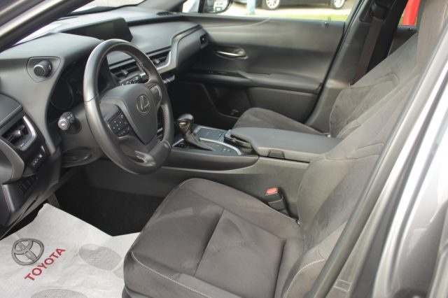 Lexus UX 250H  benzina/elettrica - dettaglio 7