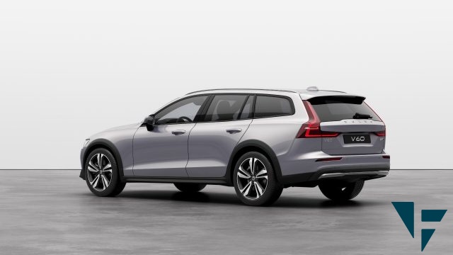 Volvo V60 Cross Country  elettrica/diesel - dettaglio 2