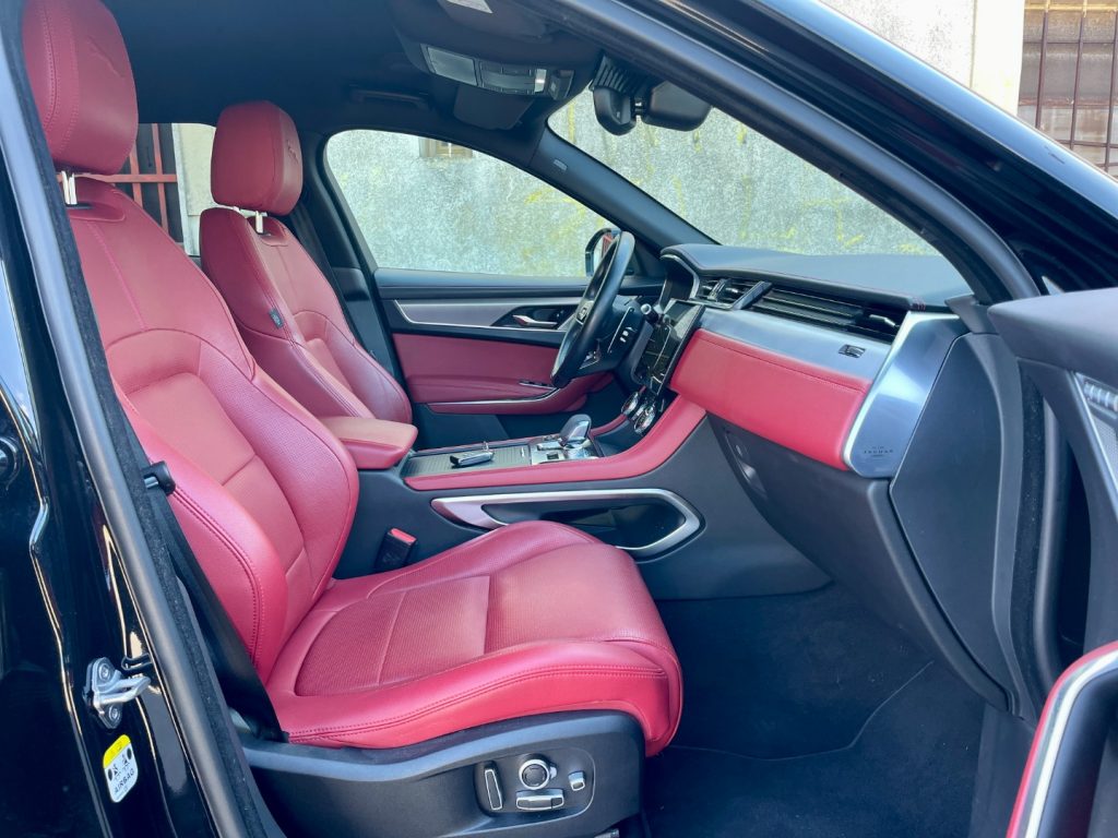 JAGUAR F-Pace 2.0d D200 AWD R-Dynamic SE - 20