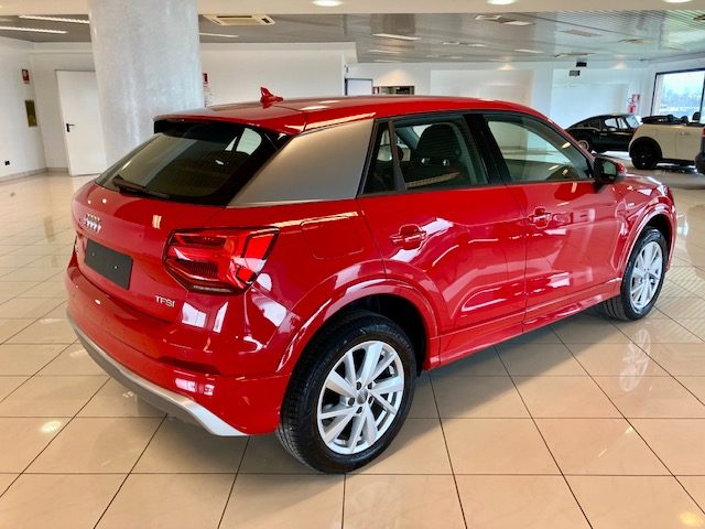 AUDI Q2 1.4 TFSI COD S tronic S line Edition Special Color