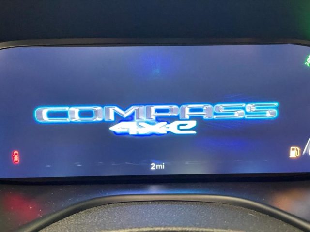 Jeep Compass  benzina/elettrica - dettaglio 14