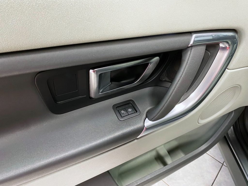 LAND ROVER Discovery Sport 2.0 TD4 AWD 150 CV AUTO 4X4 - 18