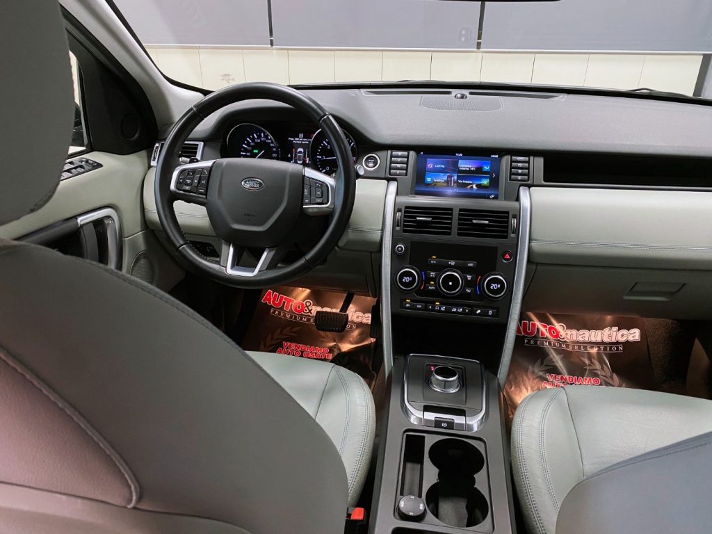 LAND ROVER Discovery Sport 2.0 TD4 AWD 150 CV AUTO 4X4 - 52