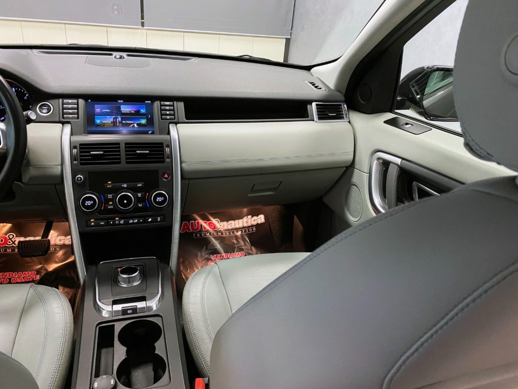 LAND ROVER Discovery Sport 2.0 TD4 AWD 150 CV AUTO 4X4 - 53