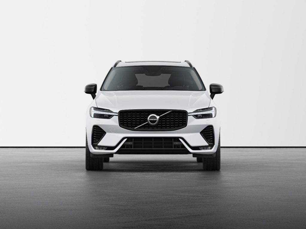 Auto Nuova Volvo Xc B D Awd Ultimate Dark Aut My Motorsclub Com Concessionaria