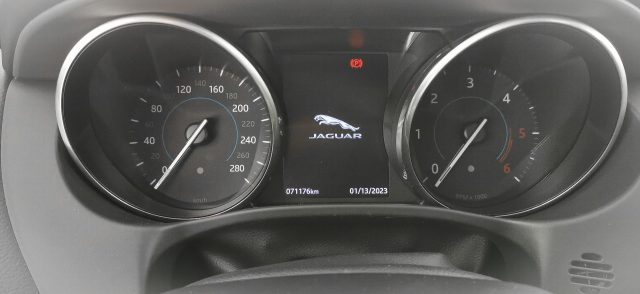 JAGUAR XE 2.0 D 180 CV AWD aut. Pure Business Edition