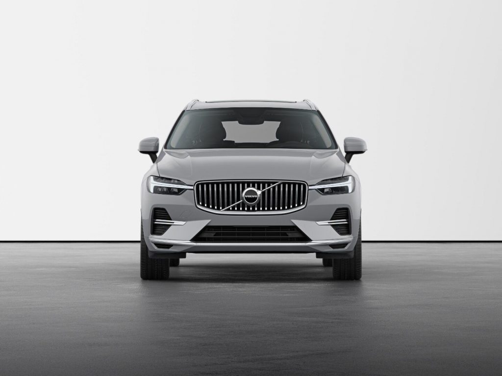 Auto Nuove Pronta Consegna Como Volvo XC60 Ibrida T6 Recharge AWD Plug-in  Hybrid automatico Plus Bright - Autopremier 4 S.r.l. - Autopremier Como