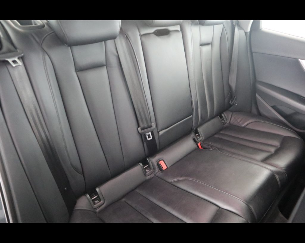 AUDI A4 allroad 2.0 tdi 190cv s-tronic Quattro - 18