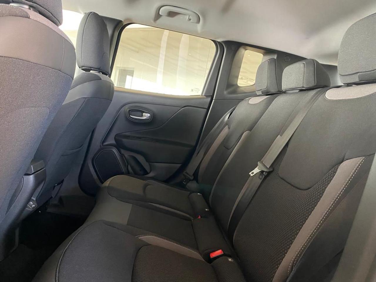 JEEP Renegade 1.6 Mjt 130 CV Limited - abitacolo-posteriore