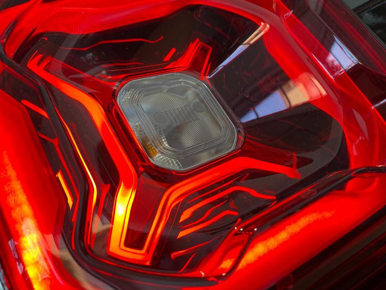 JEEP Renegade 1.6 Mjt 130 CV Limited - luci-posteriori