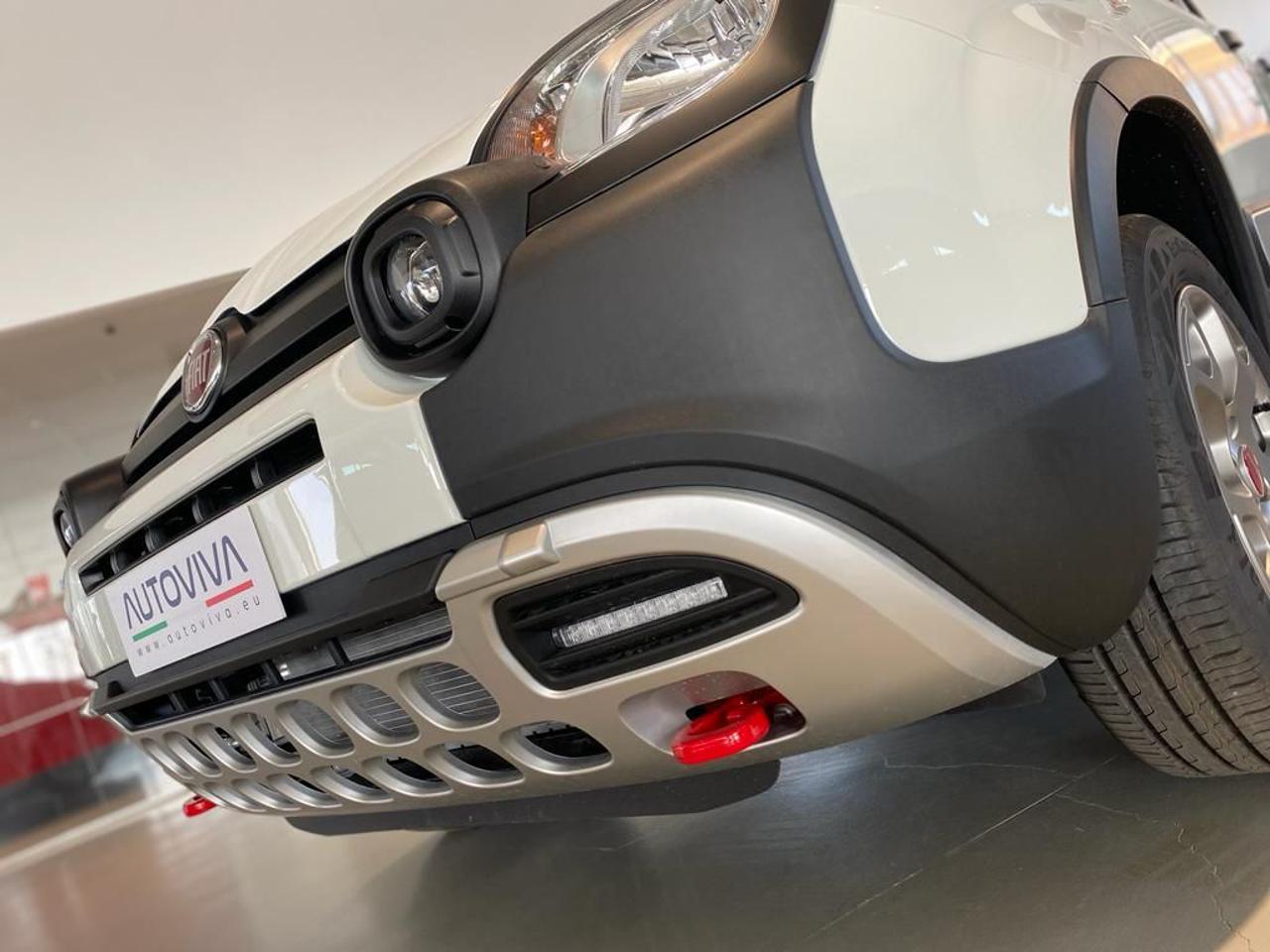 FIAT Panda Cross 0.9 TwinAir Turbo S&S 4x4 - strumenti-interni