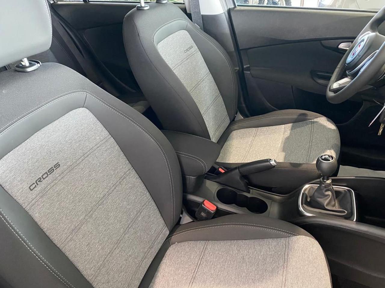 FIAT Tipo 1.6 Mjt S&S 5 porte Cross - abitacolo-anteriore