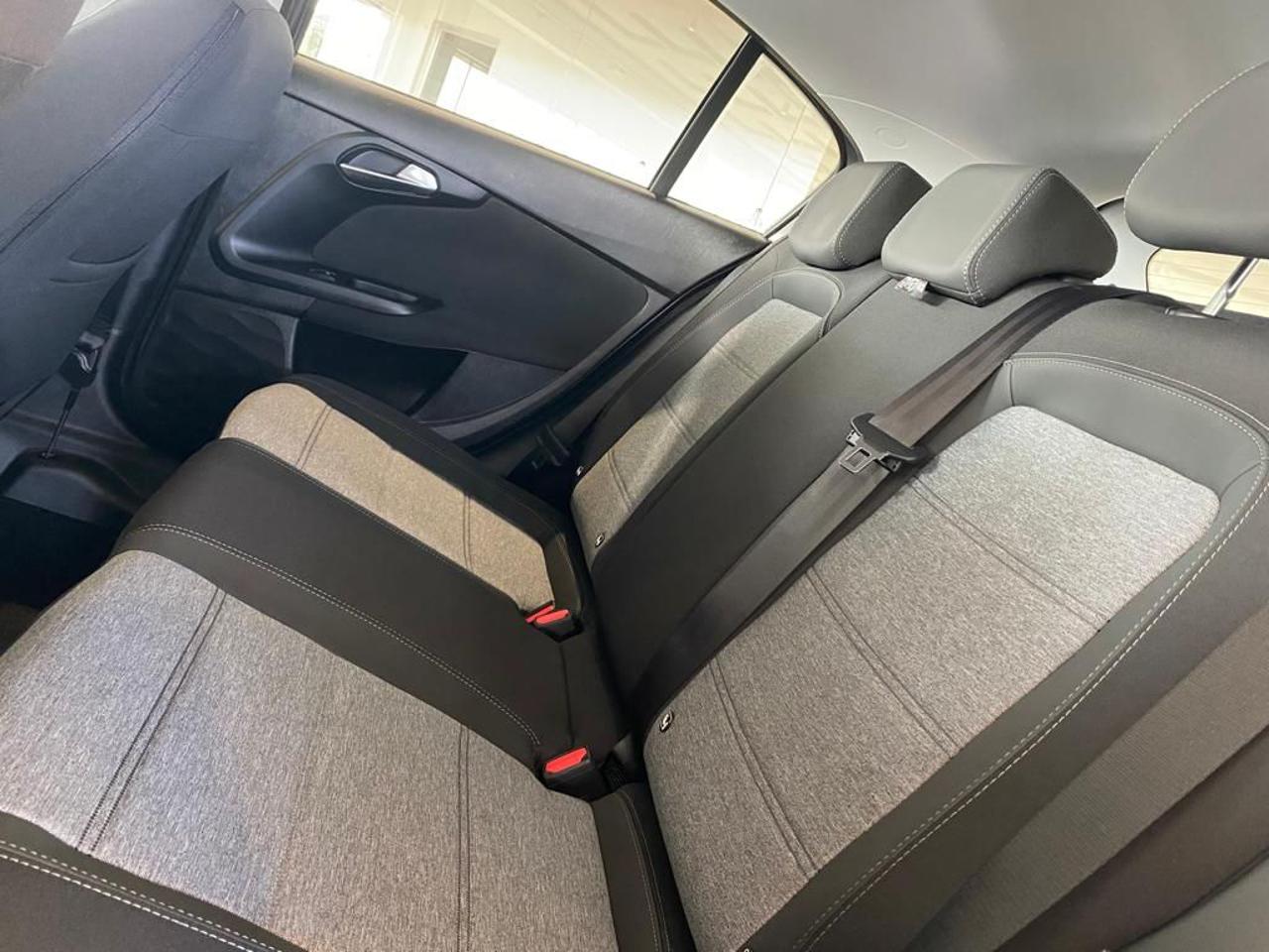 FIAT Tipo 1.6 Mjt S&S 5 porte Cross - abitacolo-posteriore