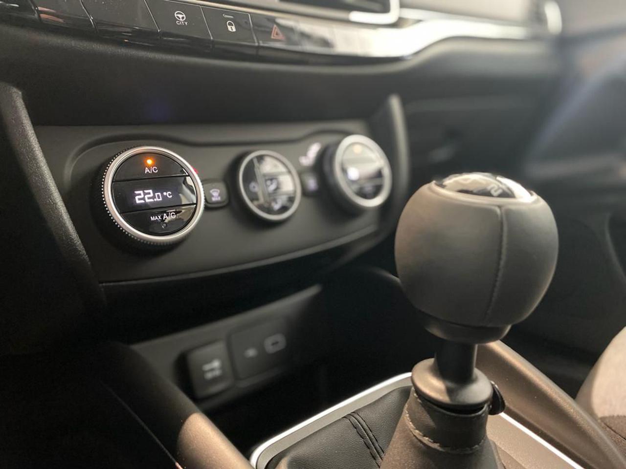 FIAT Tipo 1.6 Mjt S&S 5 porte Cross - strumenti-interni