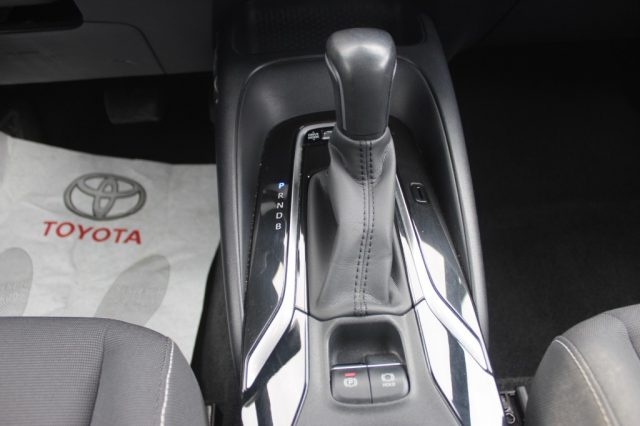 TOYOTA Corolla 1.8 Hybrid Active