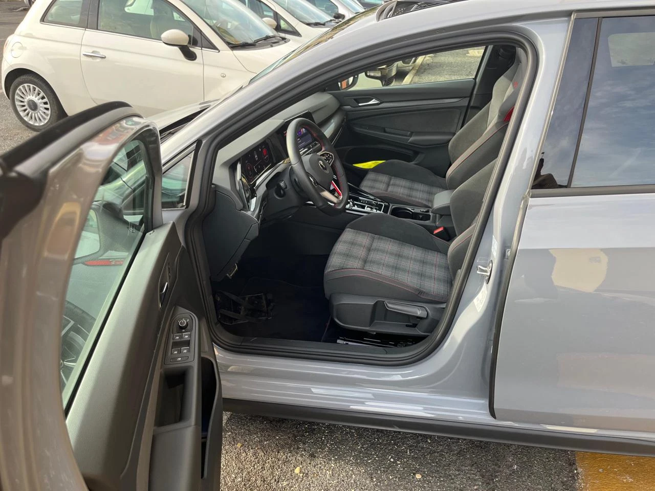 VOLKSWAGEN Golf GTI 2.0 MATRIX TETTO HARMAN/KARDON 19 - strumenti-interni