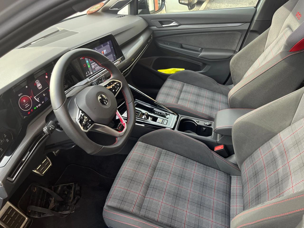 VOLKSWAGEN Golf GTI 2.0 MATRIX TETTO HARMAN/KARDON 19 - abitacolo-anteriore