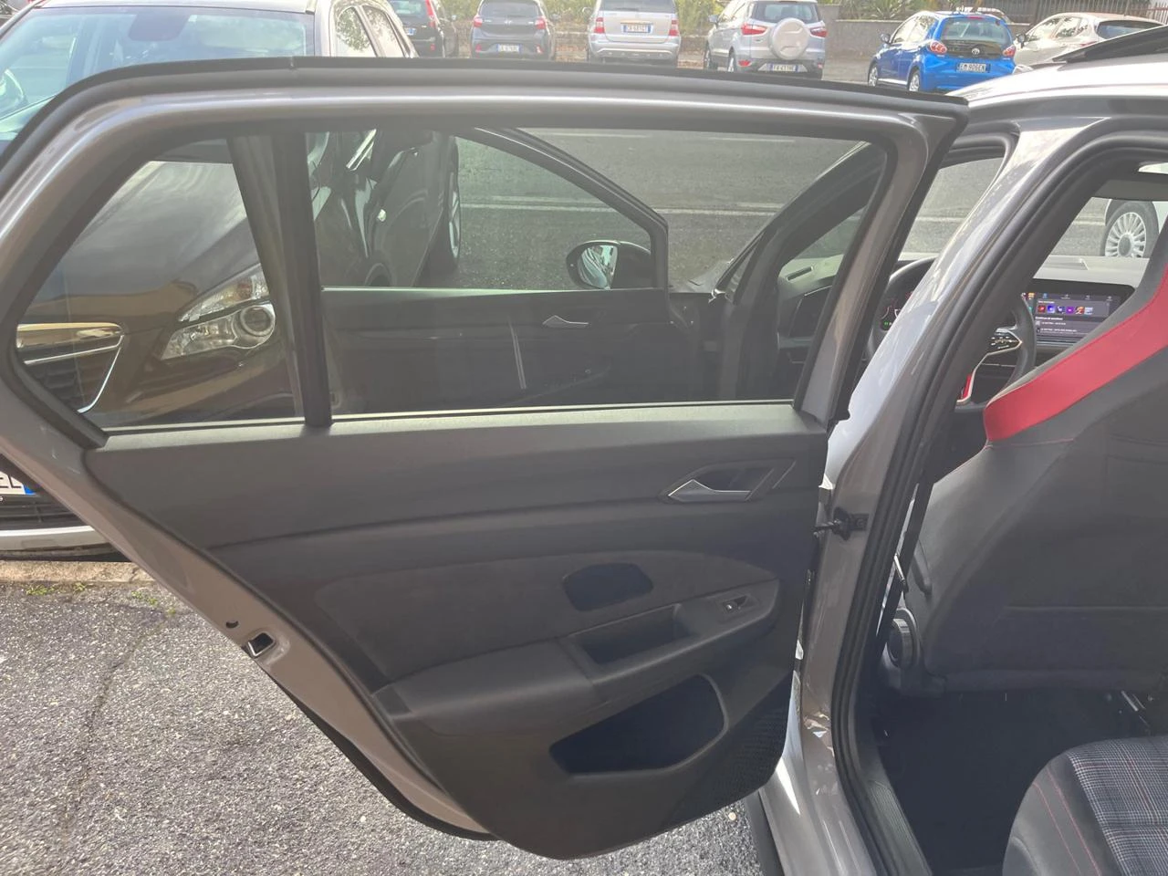 VOLKSWAGEN Golf GTI 2.0 MATRIX TETTO HARMAN/KARDON 19 - sportelli-interni