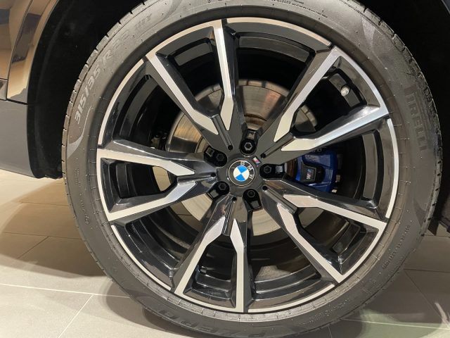 BMW X7 xDrive40i *Pronta Consegna