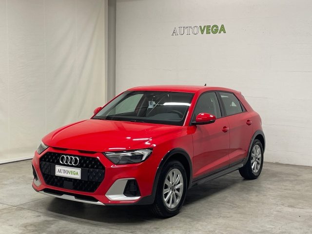 AUDI A1 Rosso pastello