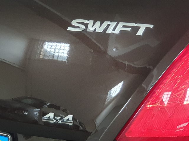 SUZUKI Swift 1.2 benzina 4WD 5 porte B-Top S&S 4×4