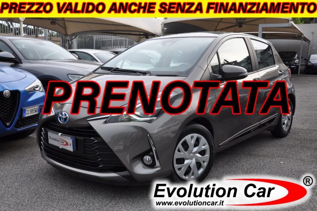 TOYOTA Yaris Grigio metallizzato