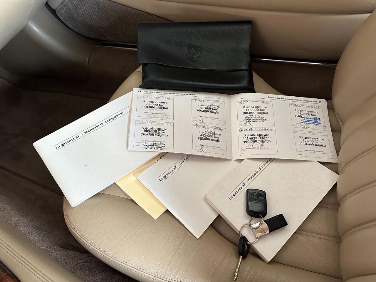 JAGUAR XK8 4.2 V8 Coupé - documenti