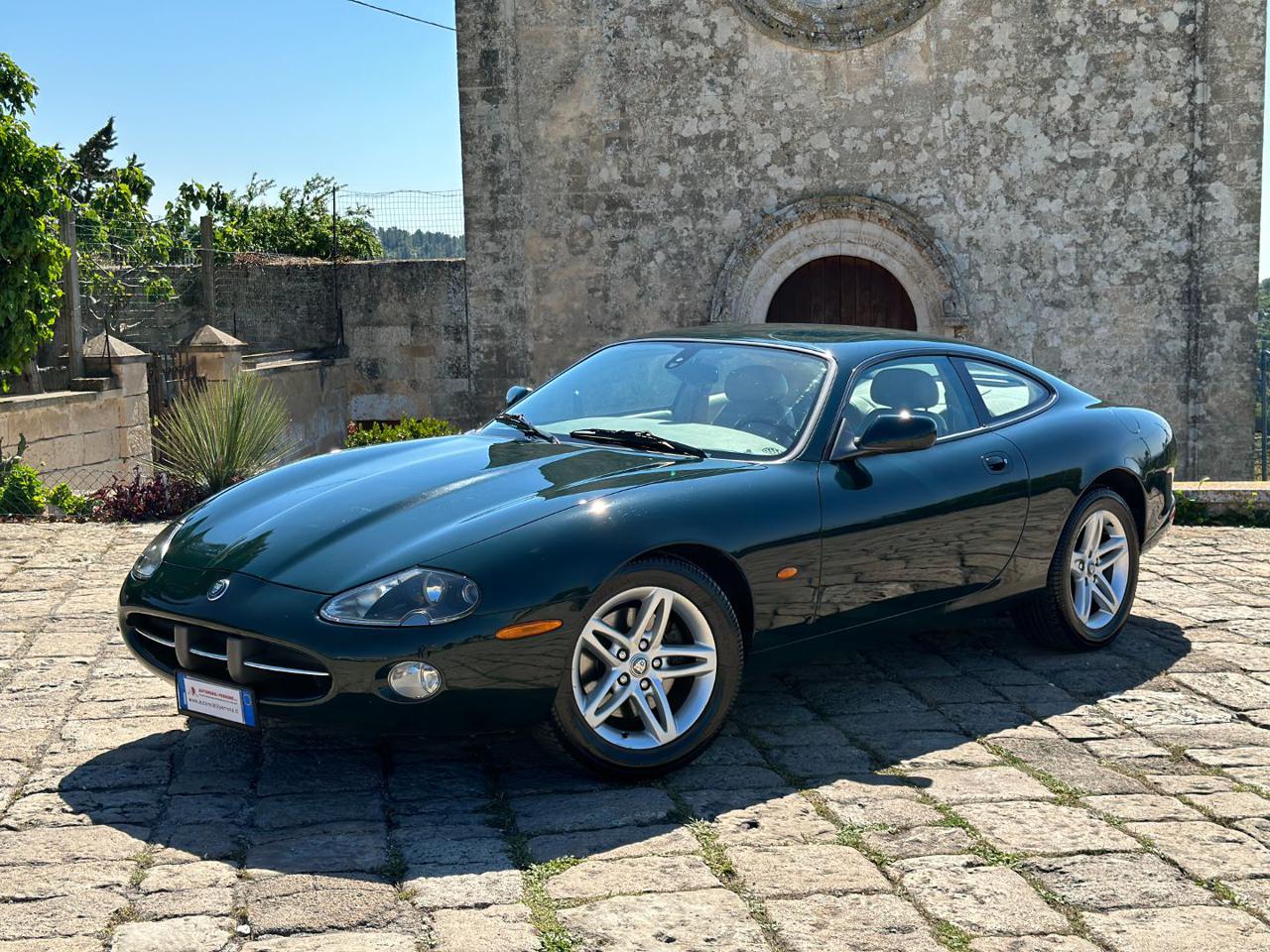JAGUAR XK8 4.2 V8 Coupé - anteriore-sx