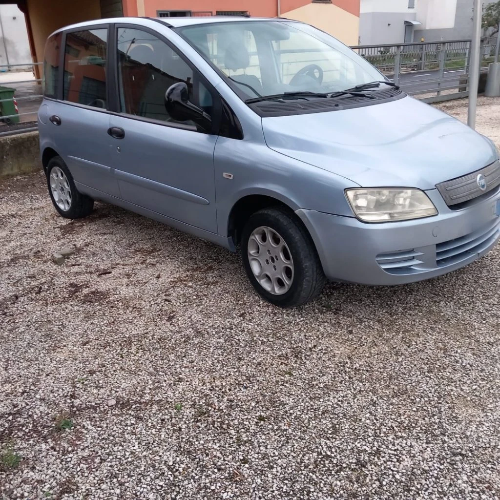 FIAT Multipla 1.6 16V Natural Power Dynamic - 4