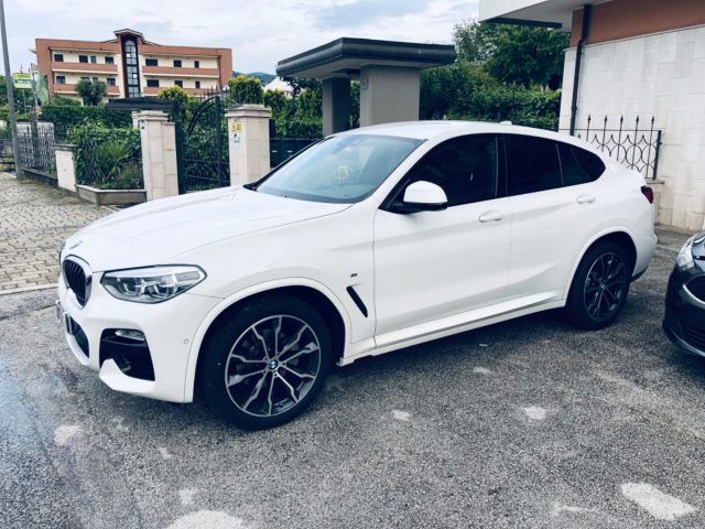 BMW X4 Bianco metallizzato