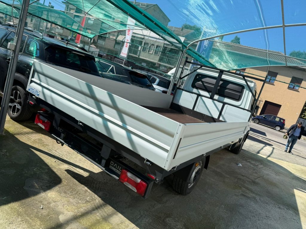 IVECO Daily 35S14HA8V 2.3 HPT Cassonato Hi-Matic - 4