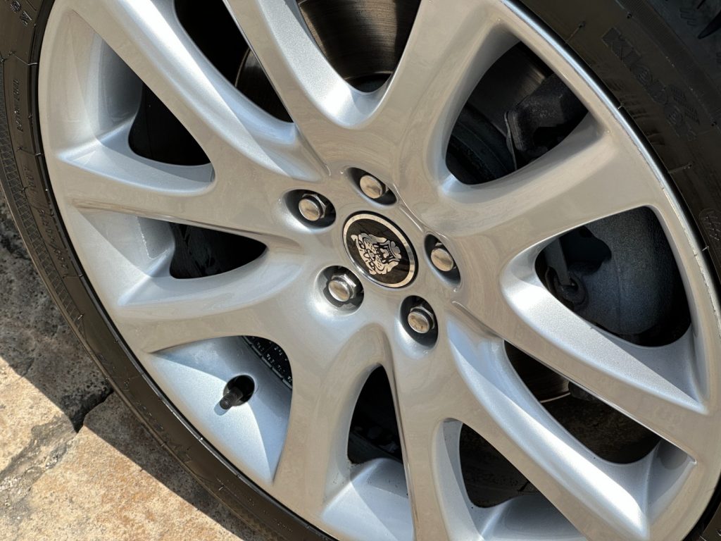 JAGUAR XJ 2.7 D V6 Sovereign - Service Book Jaguar - 33