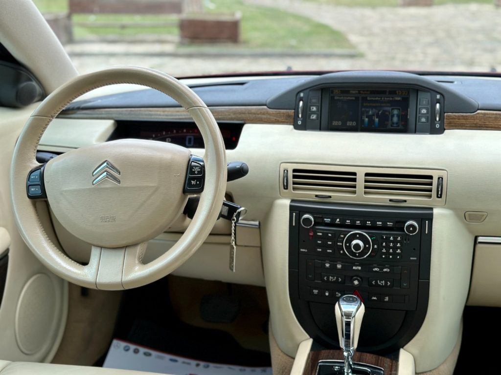 CITROEN C6 2.7 B-T HDi 204cv Exclusive (Autom./Pelle/Navi) - 20