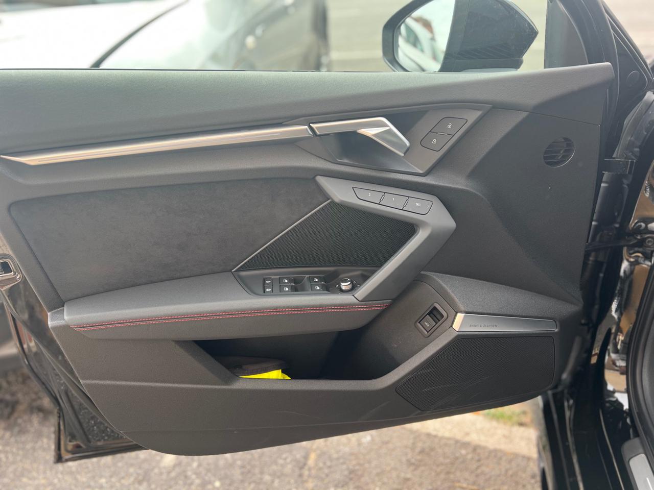 AUDI RS3 SPB TFSI quattro TETTO V-MAX B&O - sportelli-interni