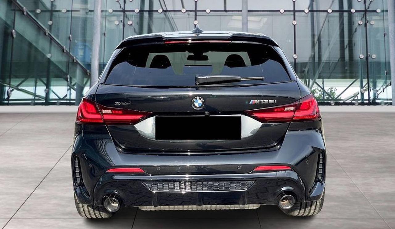BMW M135 i xDrive H/K HEAD-UP - posteriore