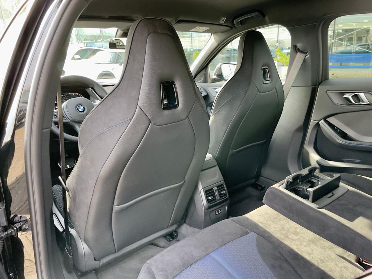 BMW M135 i xDrive H/K HEAD-UP - abitacolo-anteriore