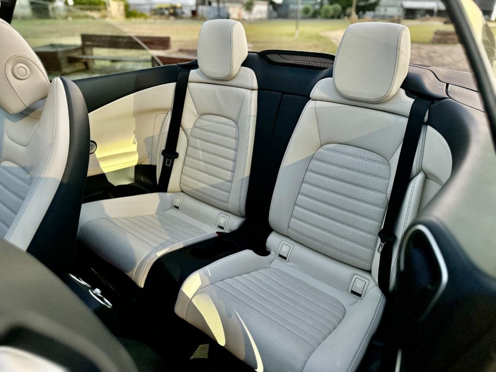 MERCEDES-BENZ C 220 d Cabrio Premium AMG - 1 prop./ FULL - 26