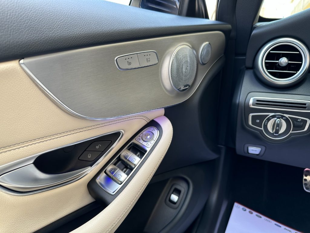 MERCEDES-BENZ C 220 d Cabrio Premium AMG - 1 prop./ FULL - 11