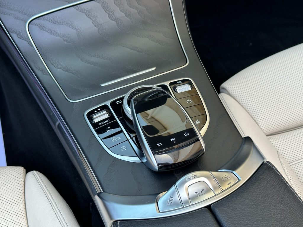 MERCEDES-BENZ C 220 d Cabrio Premium AMG - 1 prop./ FULL - 36
