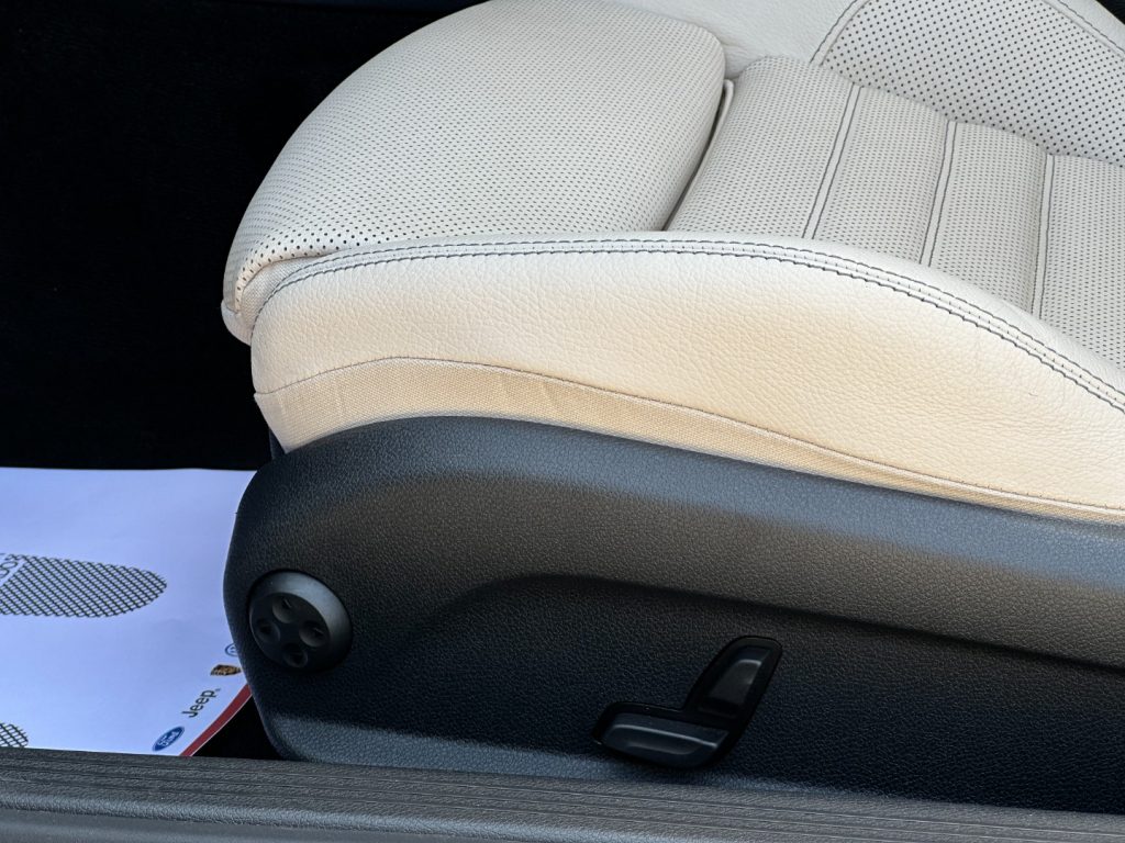 MERCEDES-BENZ C 220 d Cabrio Premium AMG - 1 prop./ FULL - 49
