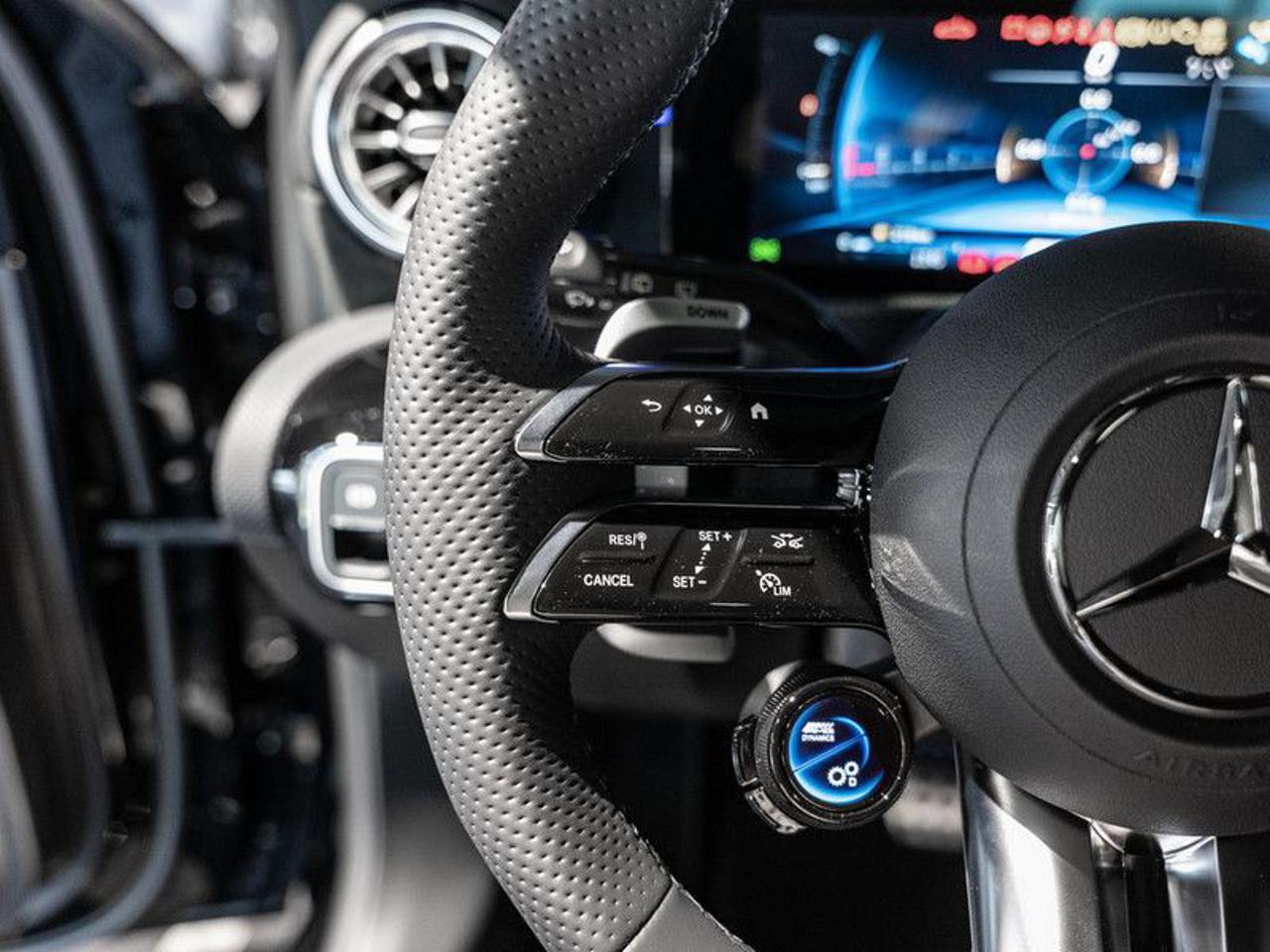 MERCEDES-BENZ A 35 AMG 4Matic Premium AMG TETTO MBUX - cruscotto