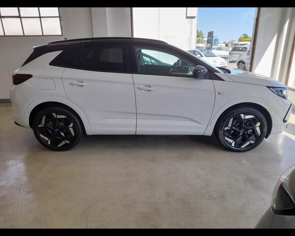 OPEL Grandland 1.6 phev GSe awd 300cv auto - 3