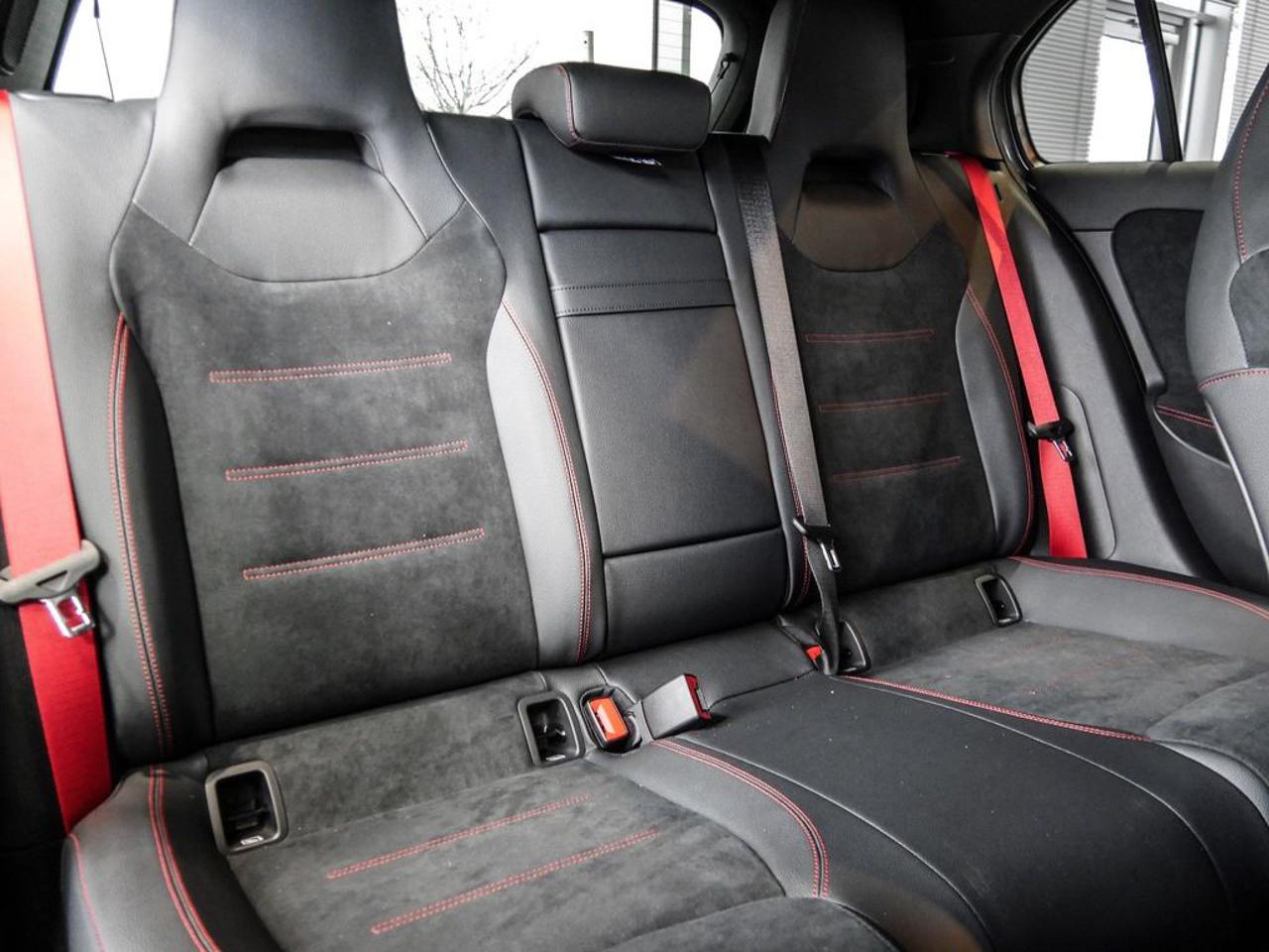 MERCEDES-BENZ A 45 S AMG 4Matic+ Premium Plus TETTO 360 - abitacolo-posteriore