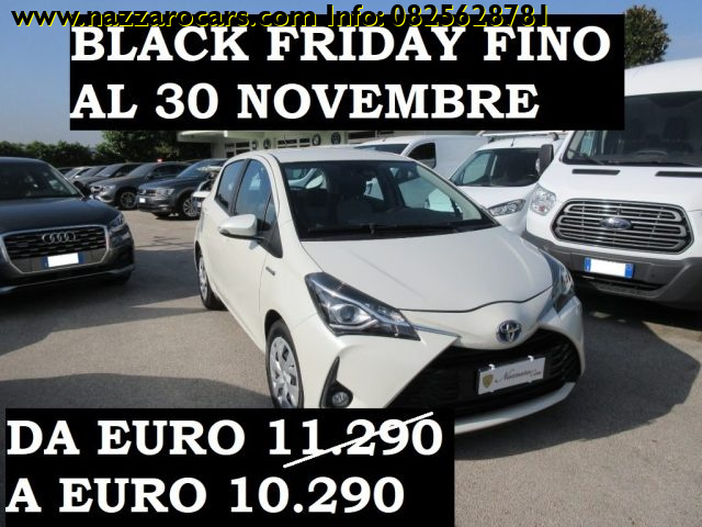 TOYOTA Yaris Bianco pastello