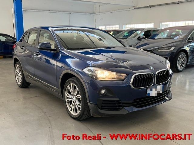 BMW X2 Blu metallizzato
