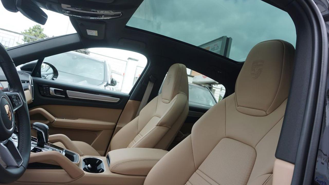 PORSCHE Cayenne Coupé 3.0 V6 E-Hybrid PLATINUM TETTO - abitacolo-anteriore